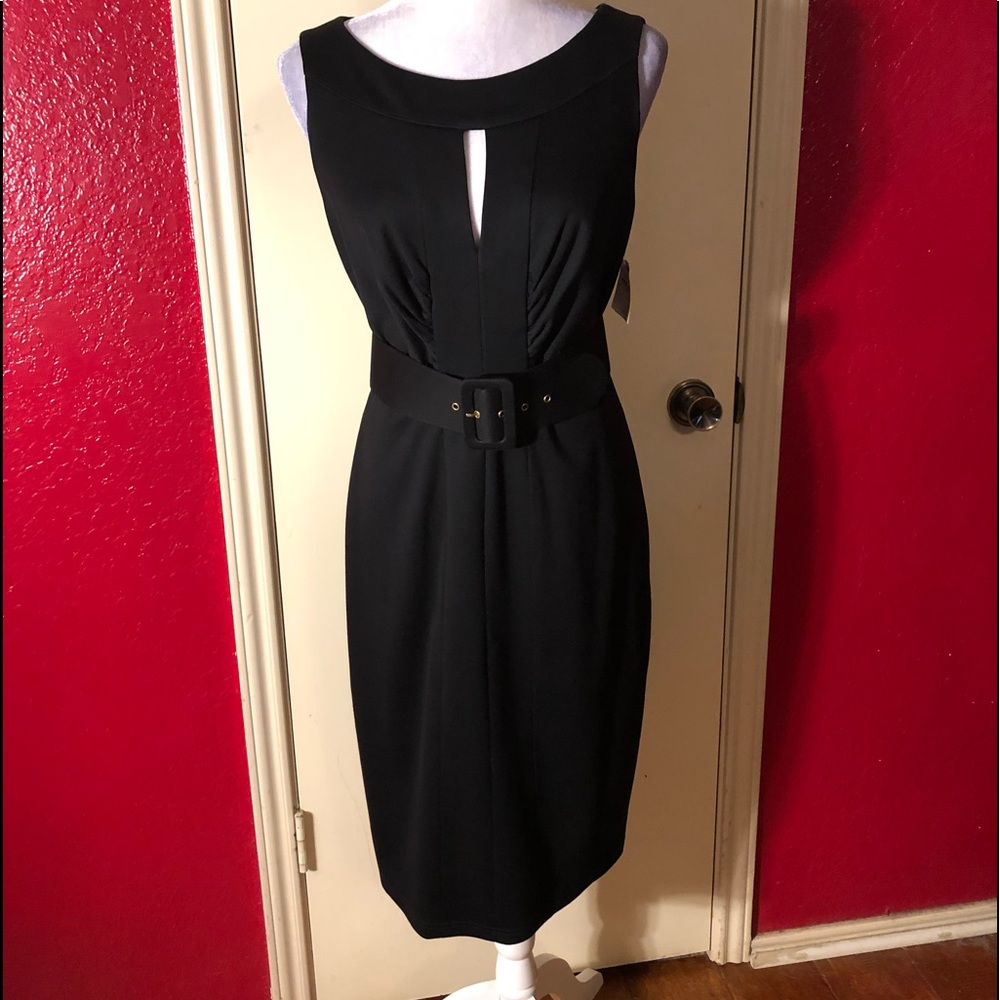 Kay Unger Black Sleeveless Belted Dress